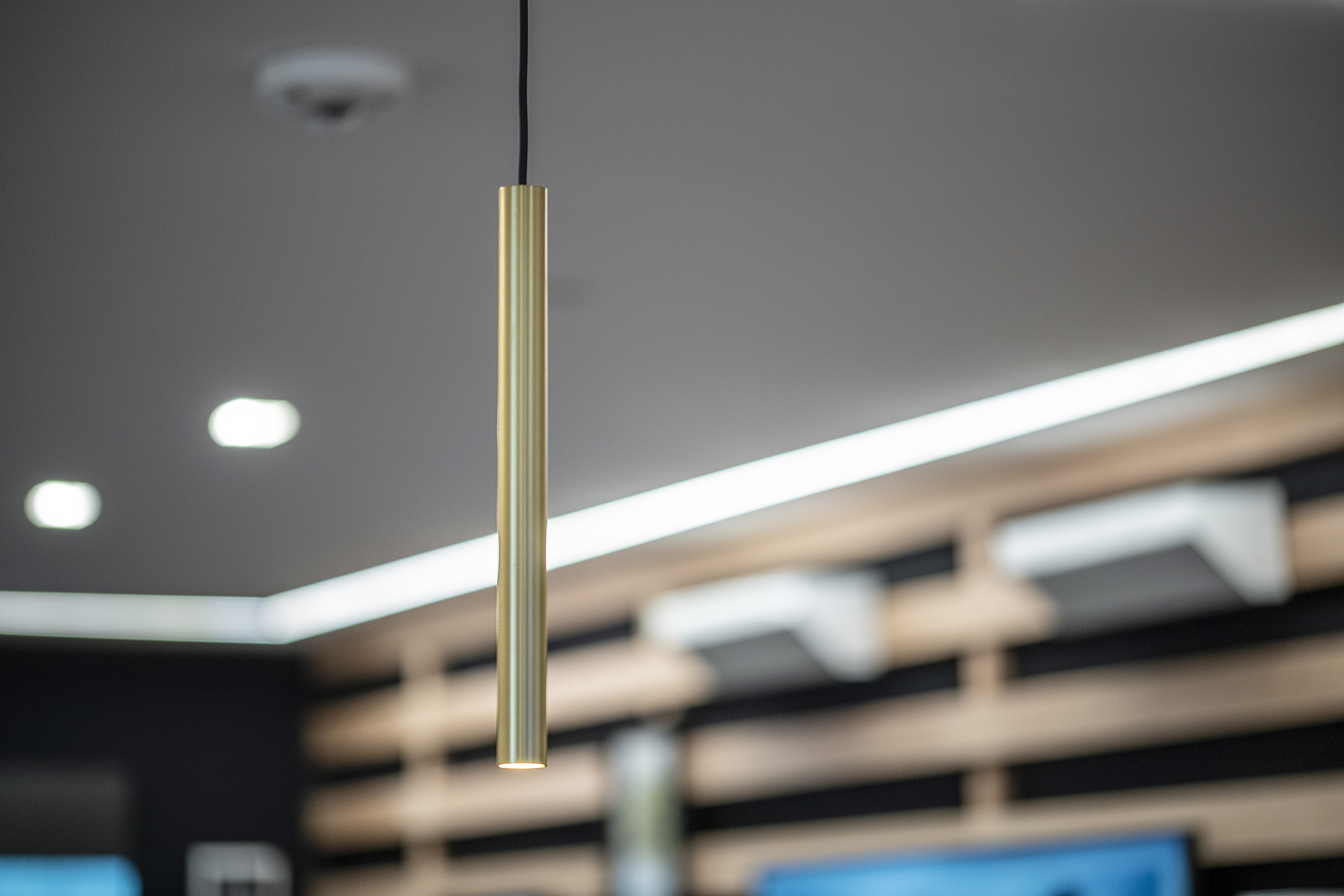 Oldfield pendant close-up
